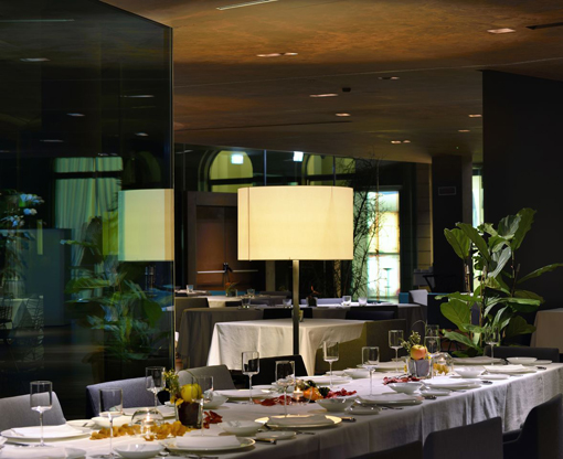 Il Lido Palace è l’unico hotel 5 stelle lusso del Trentino ed è affiliato al "The Leading Hotels of the World", la più grande organizzazione internazionale di Hotel di lusso