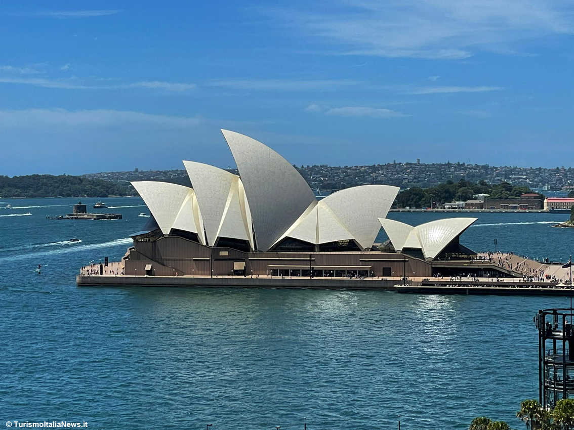 Australia da film, viaggio nei set che fanno sognare il mondo: dallâoutback rosso di Alice Springs ai tramonti dorati di Sydney