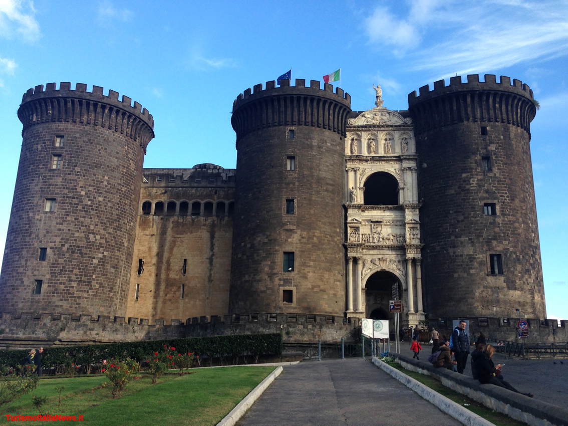 “Vedi Napoli Sacra e Misteriosa e poi torni”, un viaggio nella città verso il Natale 2025