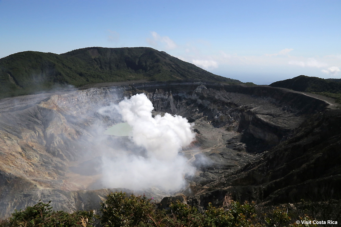 Costa Rica, il viaggio che segue il ritmo della natura: quattro tappe per esplorare il paradiso della biodiversità