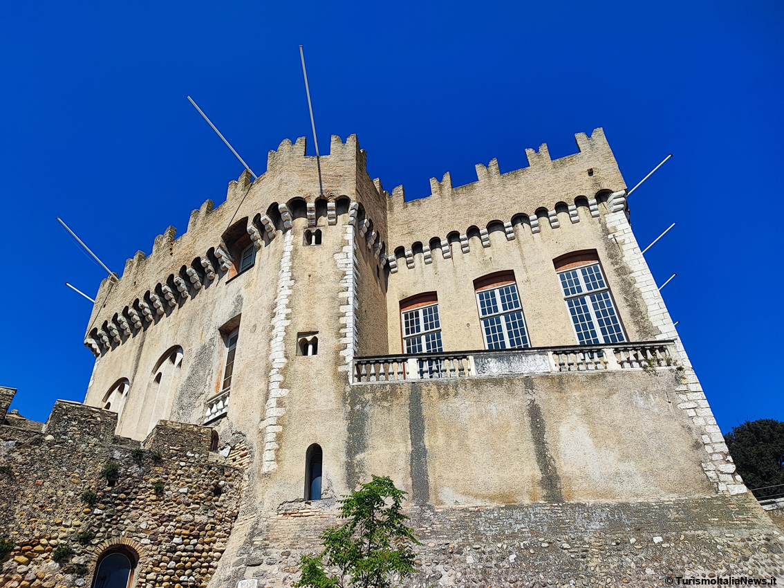 Questo borgo sembra uscito da un’altra epoca: Haut-de-Cagnes è la gemma medievale sospesa tra arte e storia in Costa Azzurra