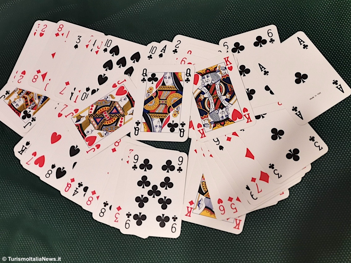 http://www.turismoitalianews.it/images/stories/giochi/Carte_01.jpg