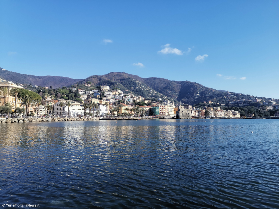 Stagione balneare 2021: in Liguria approvate linee guida per le spiagge, garantita sicurezza e certezza per le imprese