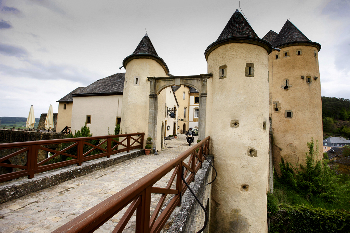 http://www.turismoitalianews.it/images/stories/lussemburgo/LussemburgoCastello01_PhLuxair.jpg