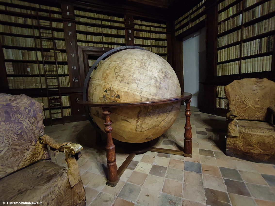 images/stories/marche/Fermo_Mappamondo_01.jpg