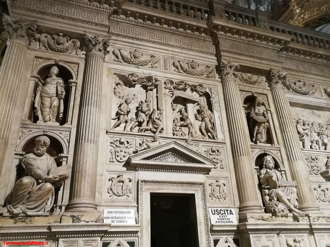 A Loreto con i Crociati: la Santa Casa “volata” qui da Nazareth si ritrova sulle monete auree del Vaticano, arte su arte