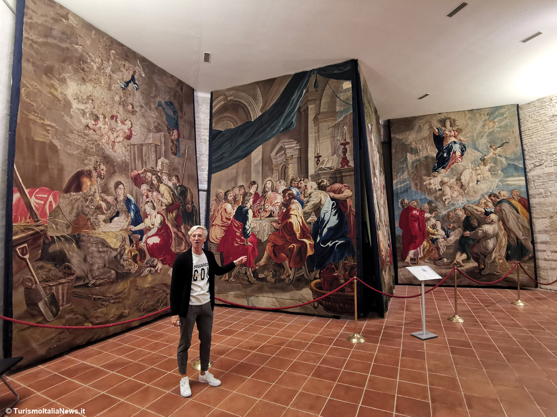 I 4 imponenti arazzi, eseguiti su cartoni preparatori di Pieter Paul Rubens