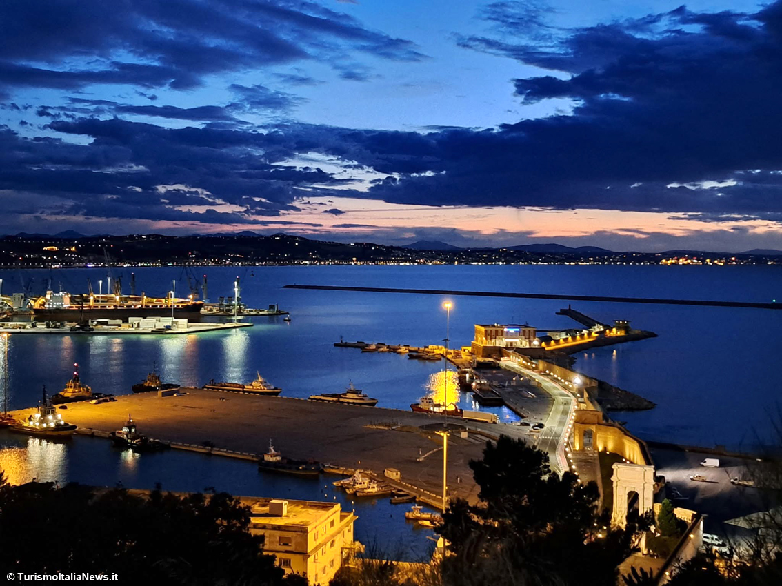 Msc Crociere conferma le partenze da Ancona: la Splendida salperà ogni domenica dal porto dorico