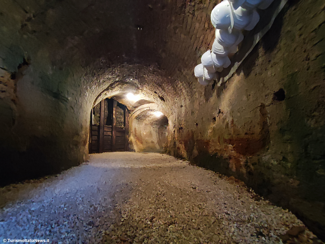 images/stories/marche_Sassoferrato/MinieraCabernardi_Sassoferrato_04.jpg