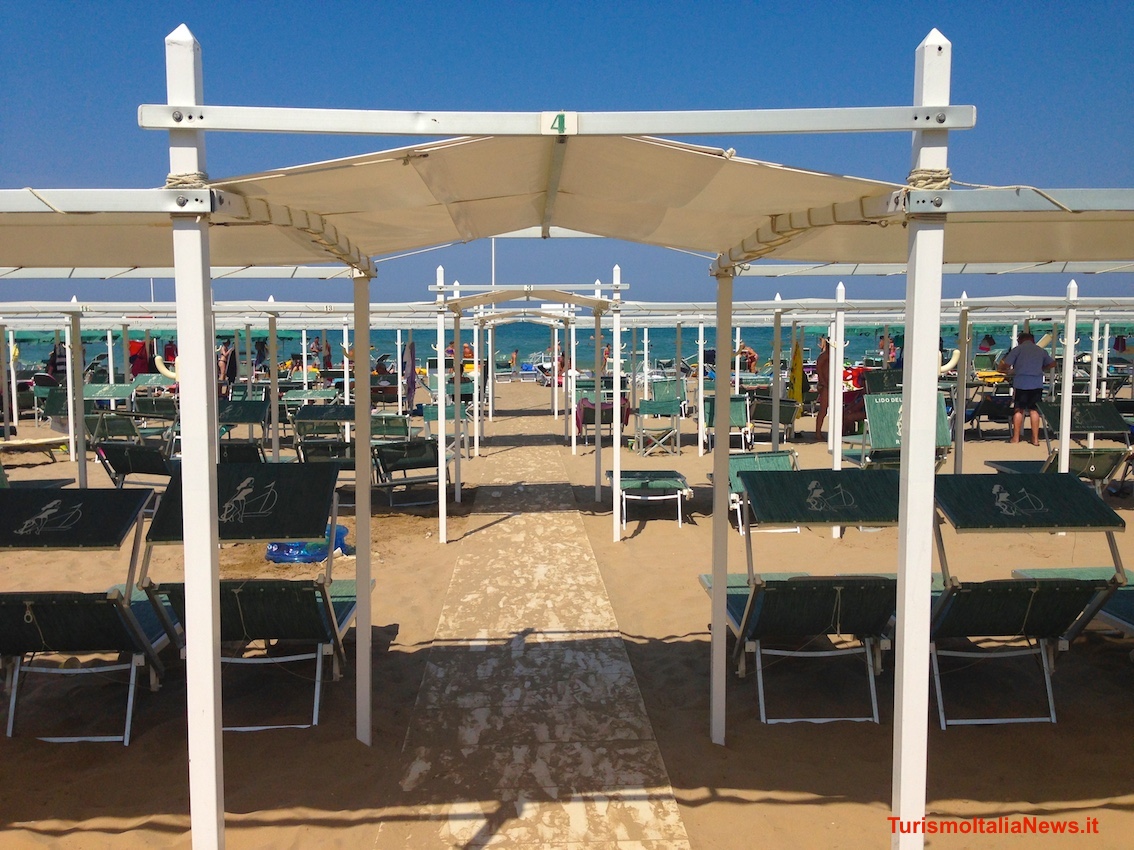 images/stories/mare/RiccioneSpiaggia5.JPG