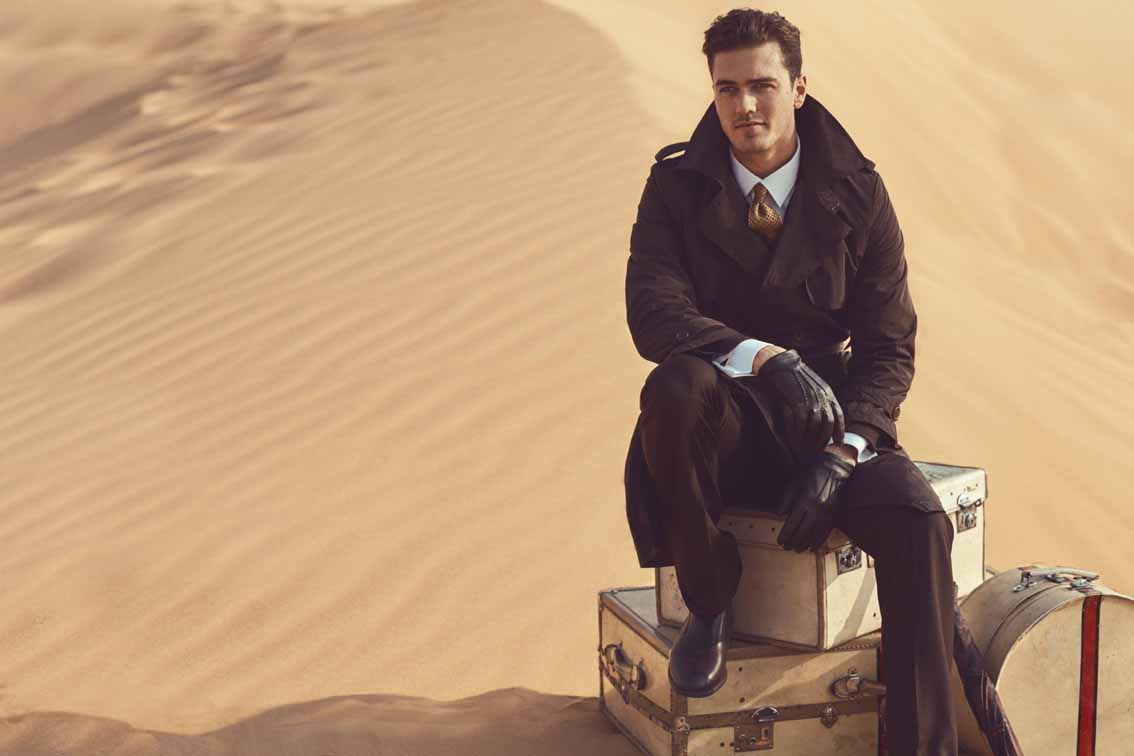 Le nuove uniformi del personale di cabina di Etihad Airways scattate dal celebre fotografo Norman Jean Roy