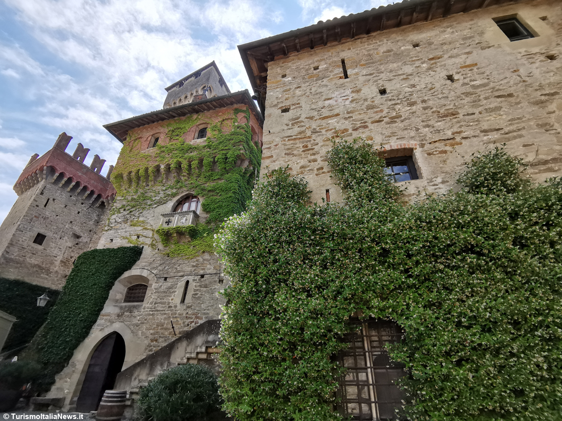 Fra tradizione e innovazione al Castello di Tagliolo Monferrato si torna indietro nel tempo: bellezza ed esclusività nell’antico maniero