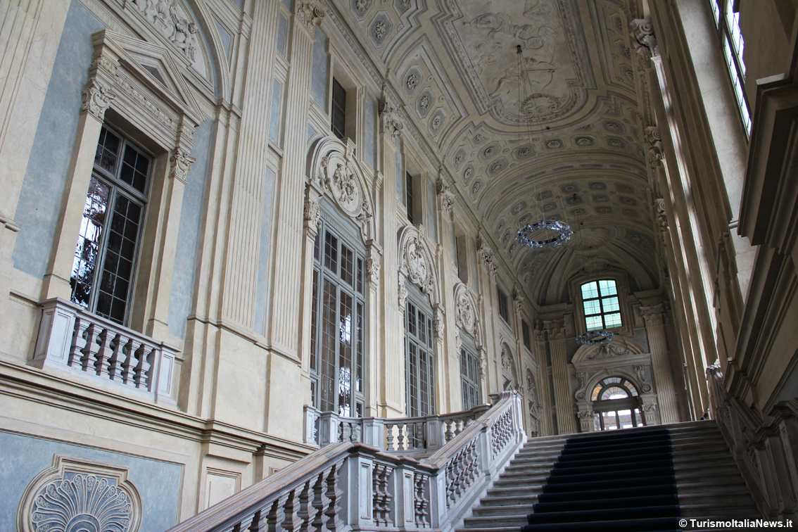 Palazzo Madama di Torino espone dopo un lcomplesso restauro “La Madonna delle Partorienti” dalle Grotte Vaticane