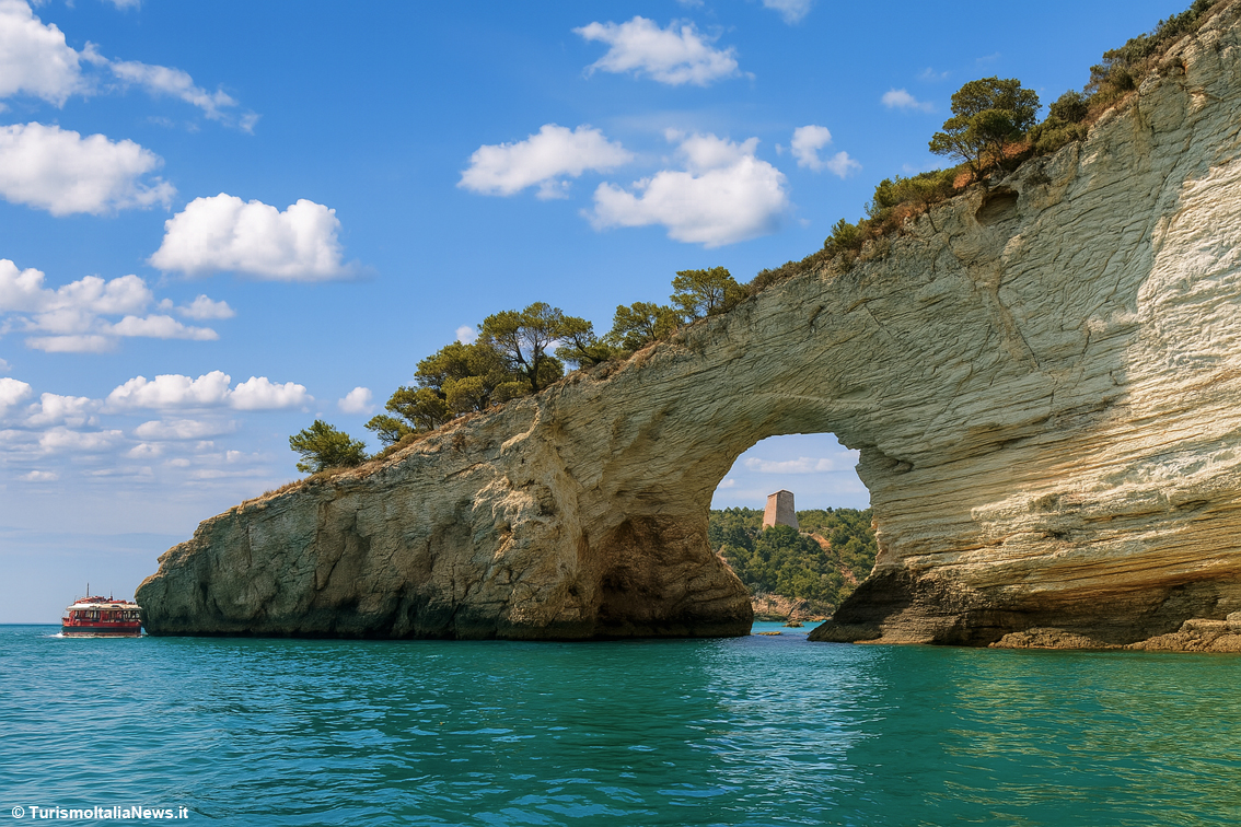 images/stories/puglia/Gargano_ArcoDiSanFelice_01.jpg