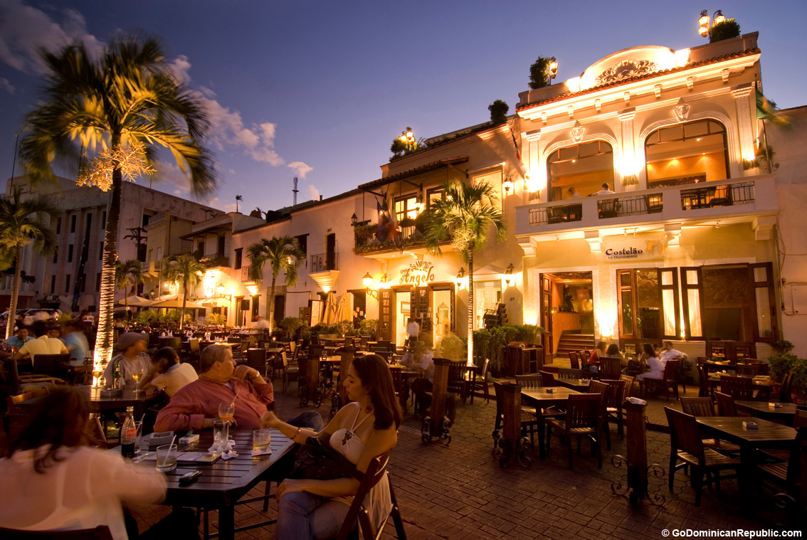 Santo Domingo, Plaza Espana