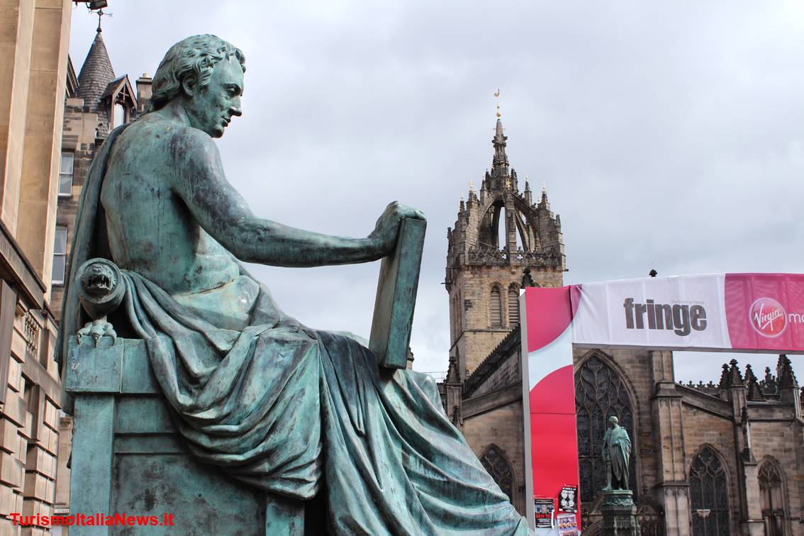 Scorcio del Royal Mile a Edimburgo