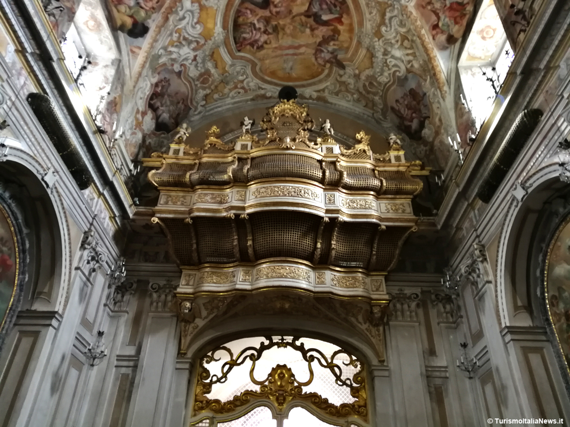In Via dei Crociferi il Barocco straordinario di Catania: nel Convento delle Benedettine il “vocio silenzioso” degli affreschi
