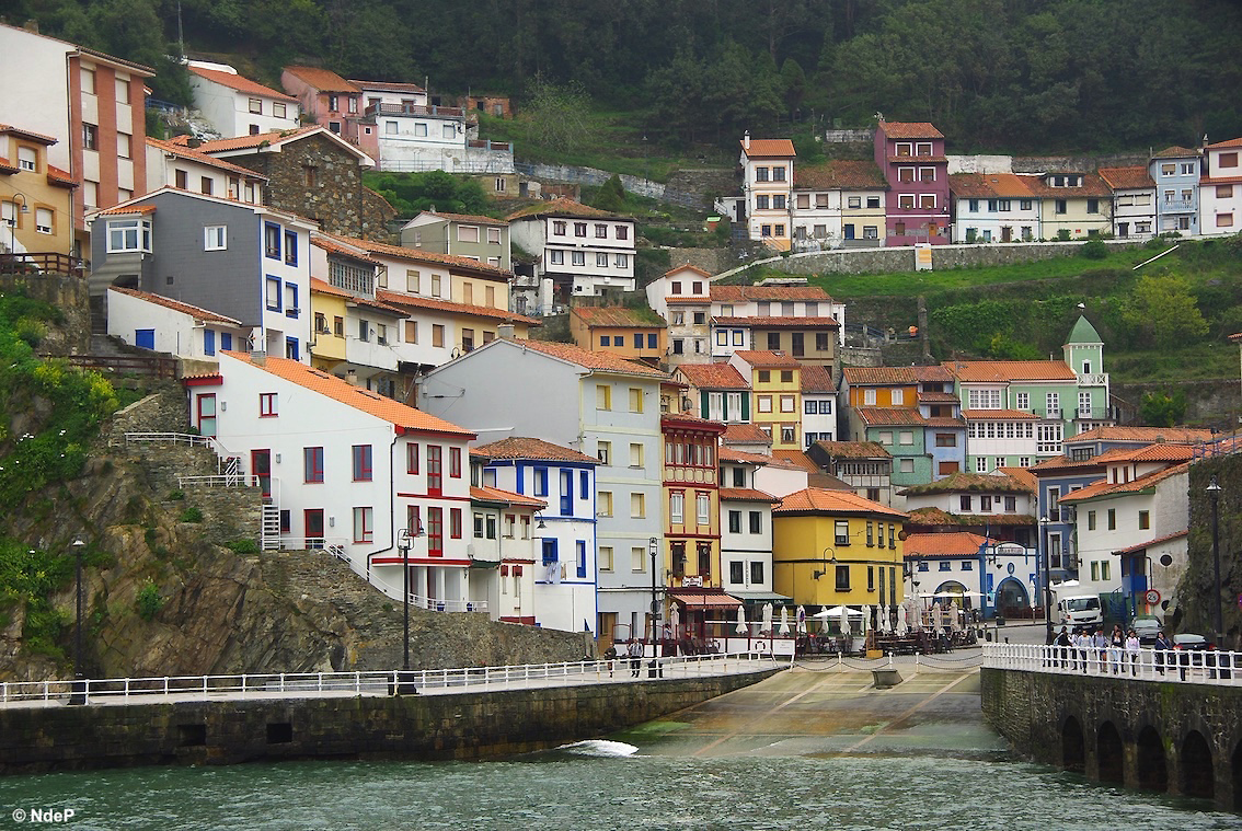 images/stories/spagna/Cudillero01.jpg