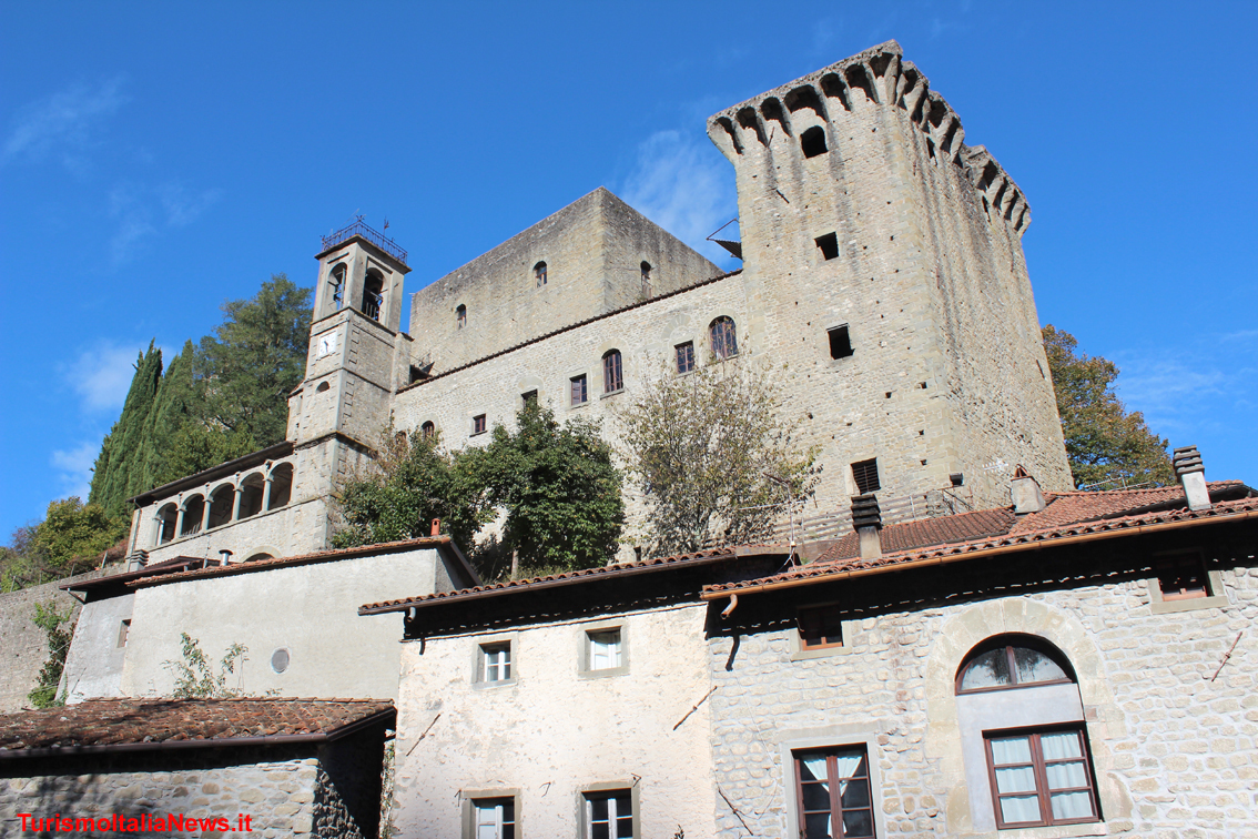 Castello della Verrucola di Fivizzano, l’antico maniero è diventato il castello dell’arte contemporanea