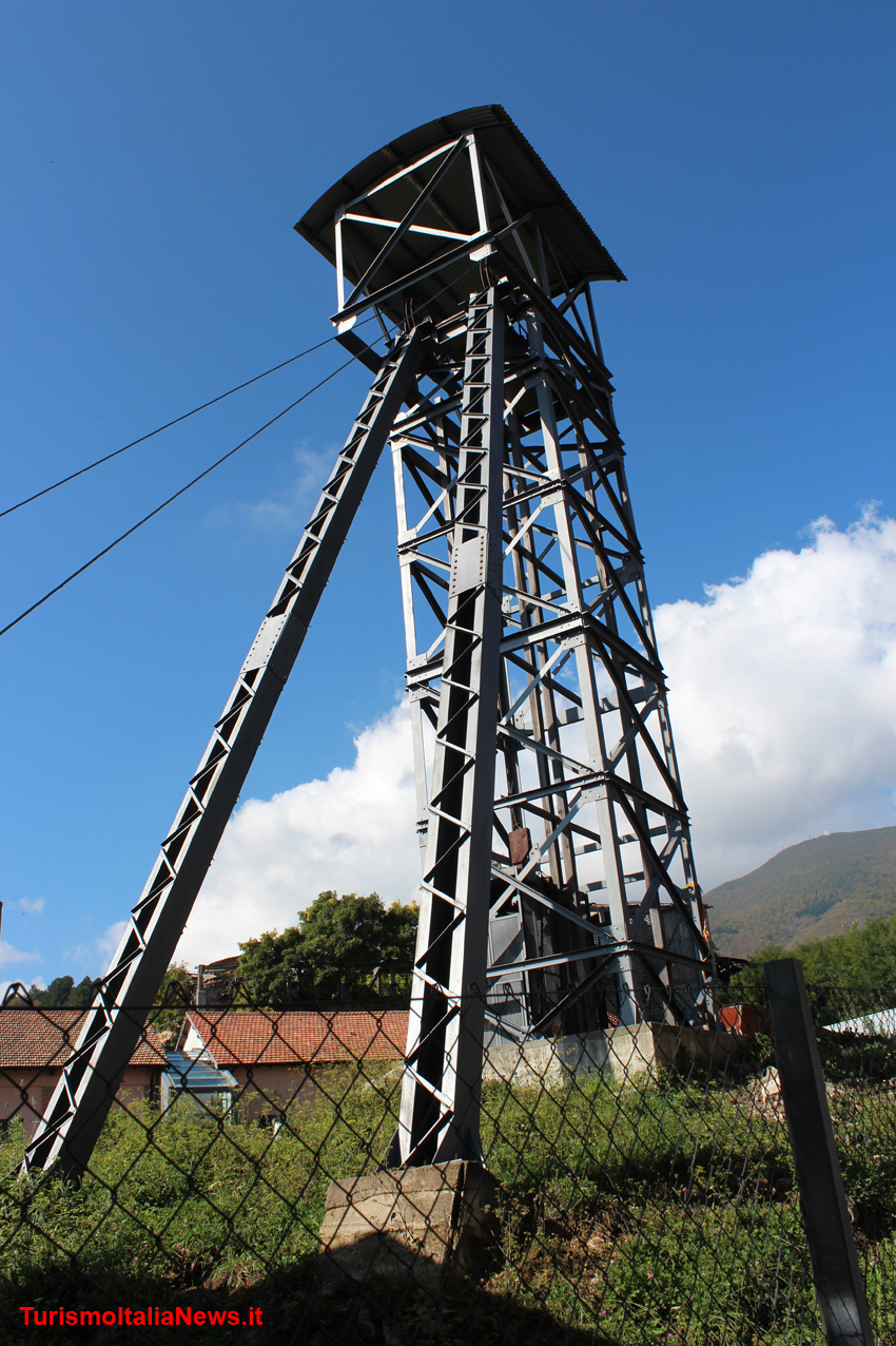 La torre del Pozzo Garibaldi, profondo 400 metri