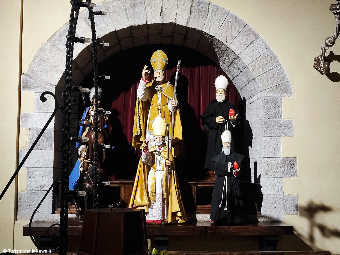 Gubbio, Corsa dei Ceri Mezzani: il rito di identità e passione accende con la stessa intensità l’anima eugubina