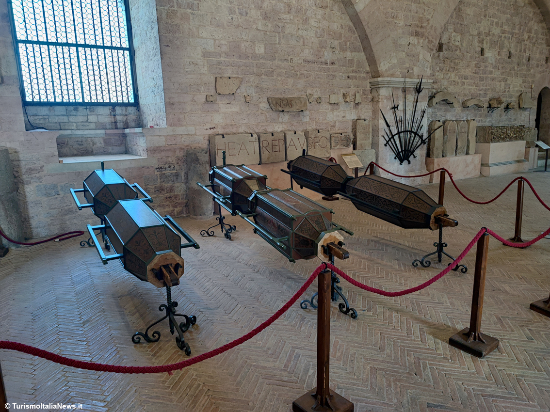 Gubbio, Corsa dei Ceri Mezzani: il rito di identità e passione accende con la stessa intensità l’anima eugubina