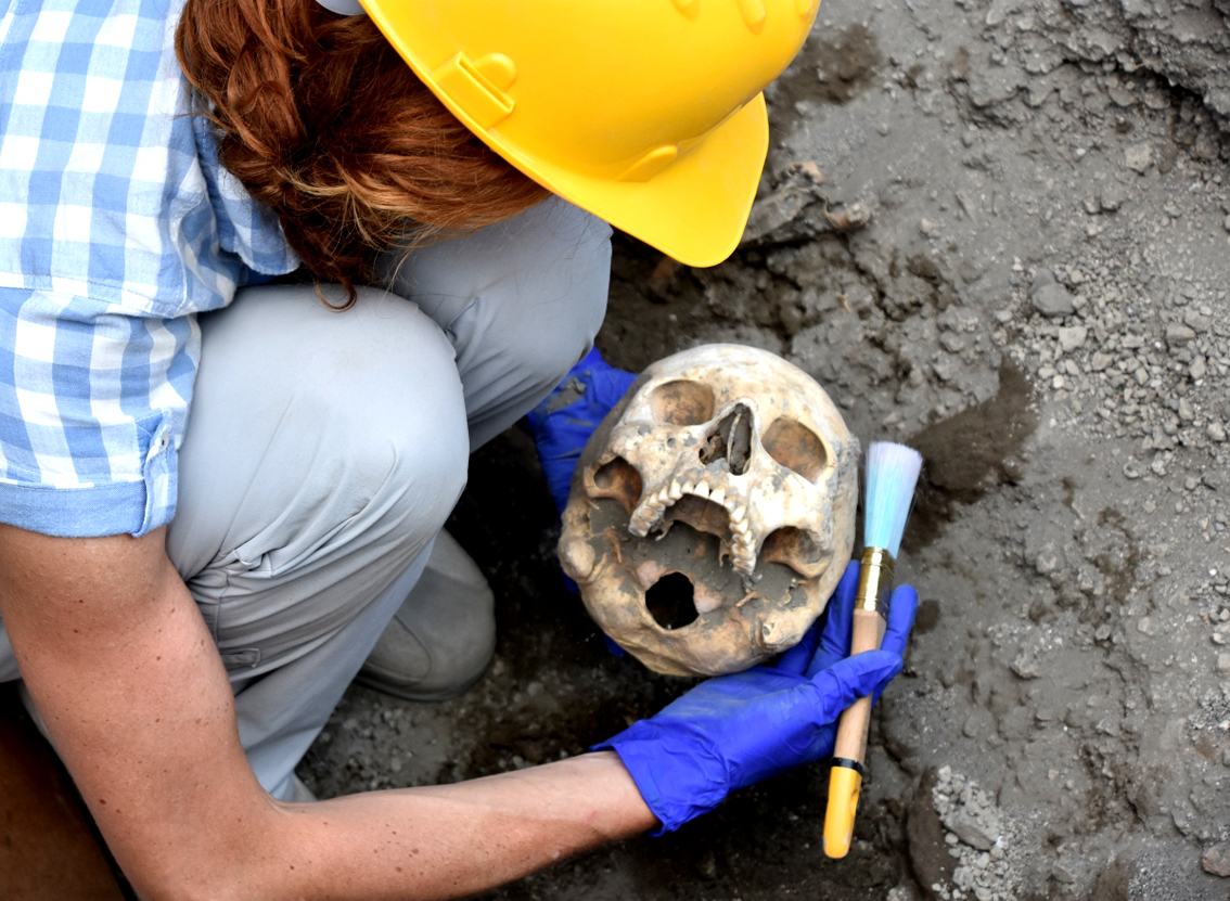 images/stories/varie_2018/Pompei_TeschioFuggiasco-Eruzione01.jpg