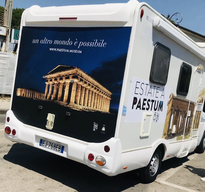 Paestum on the road: parte il tour del Parco e del Comune di Capaccio a bordo di un camper con la promozione 2x1