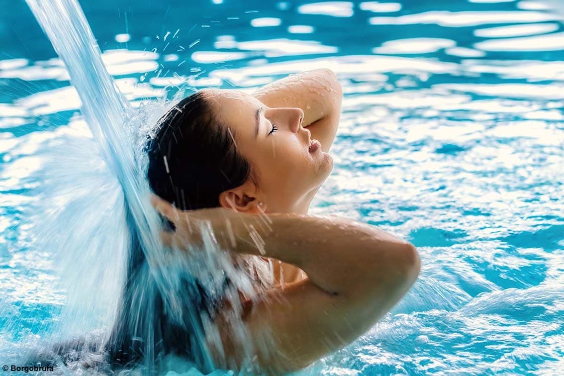 Fuga antistress: dal mondo dell’acqua trattamenti con conchiglie e sale nel paesaggio naturale dell'Umbria