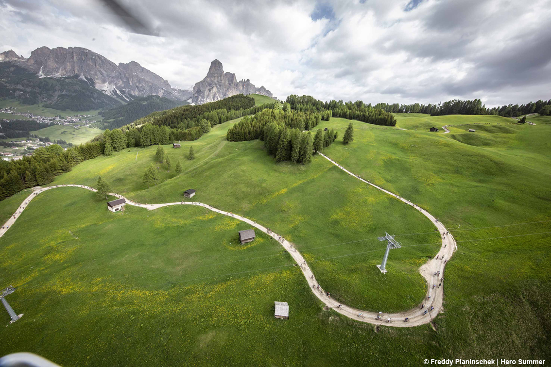 Hero Summer 2020: liberare la mente e tornare a divertirsi pedalando sui magnifici sentieri al cospetto delle Dolomiti