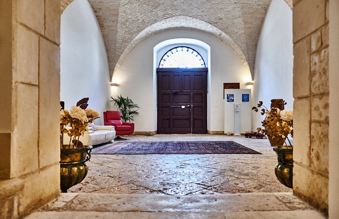 PugliaExperience tra vigneti e uliveti per degustare vini e raccogliere le olive, l’idea di Palazzo Rodio