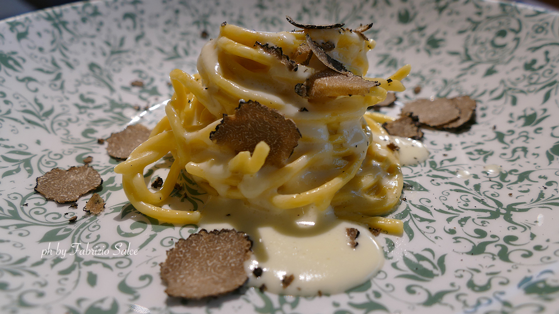 Tagliolino al Castelmagno e tartufo (foto Fabrizio Salce)