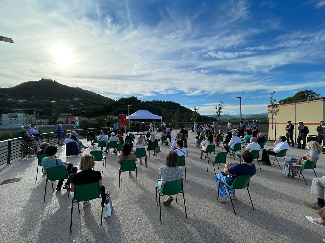 Aulla: “Smisurata preghiera”, inaugurata la prima piazza intitolata ad una canzone d’autore, la rinascita dell’area del Belvedere