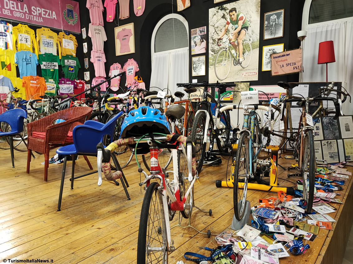 Viaggio tra i cimeli del Museo nazionale del ciclismo “Adriano Cuffini”: passioni umane e sano agonismo metafora della vita