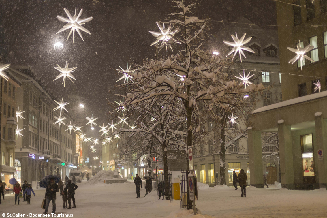 Tradizioni e leccornie in quattro differenti Paesi: sul Lago di Costanza l’Avvento con i Mercatini di Natale è un’attrazione unica