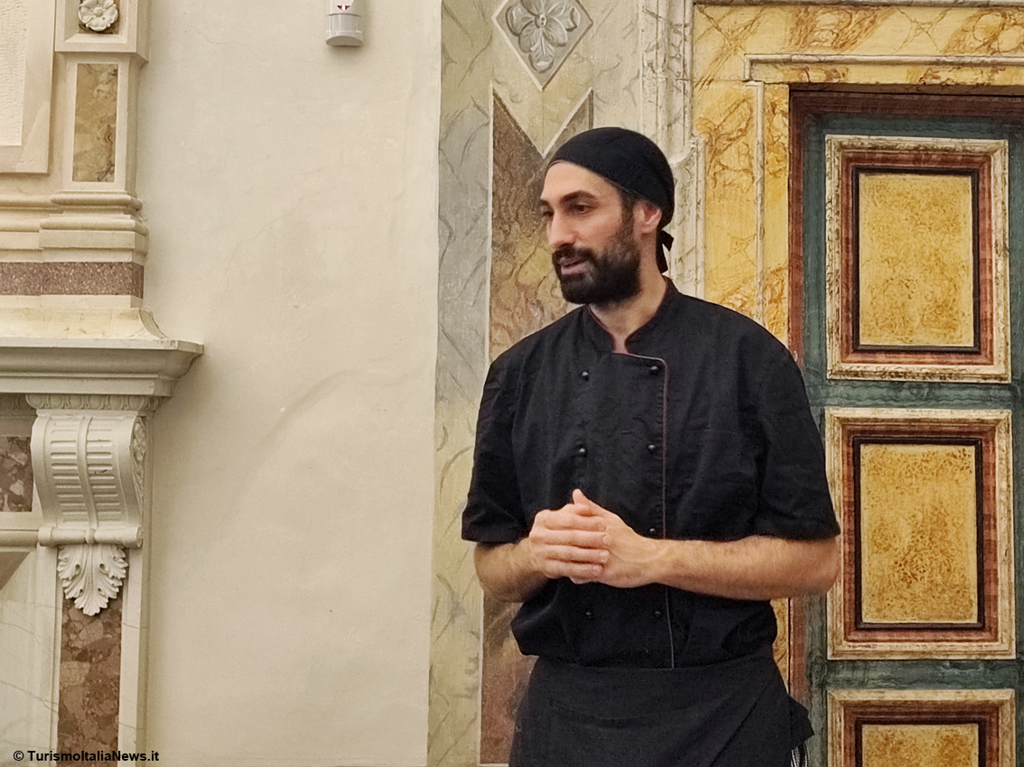 images/stories/varie_2022/ChefDavideMoioli_01.jpg