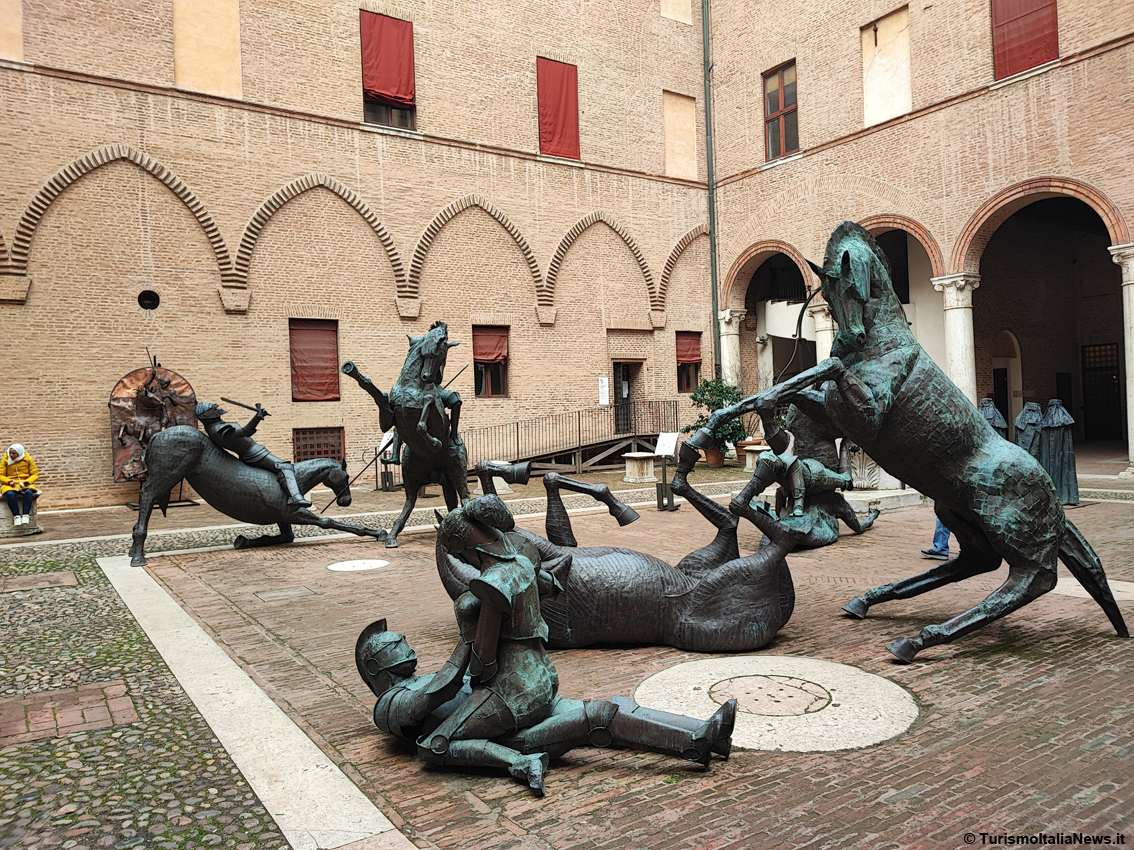 Ferrara, il fantastico mondo cavalleresco dell’Orlando Furioso prende vita nella Corte del Castello Estense