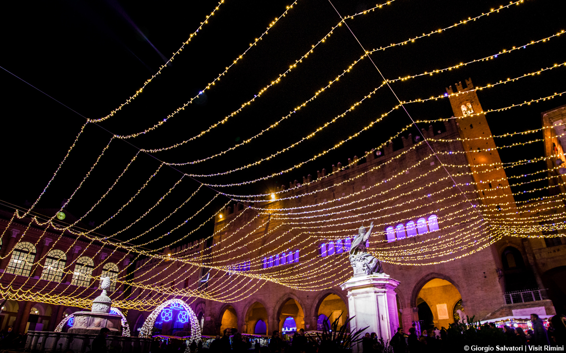 Rimini per tutto l'anno tra arte, cibo, cultura e benessere: ispirazioni di viaggio anche per il Natale 2022 con un cartellone ricco di eventi