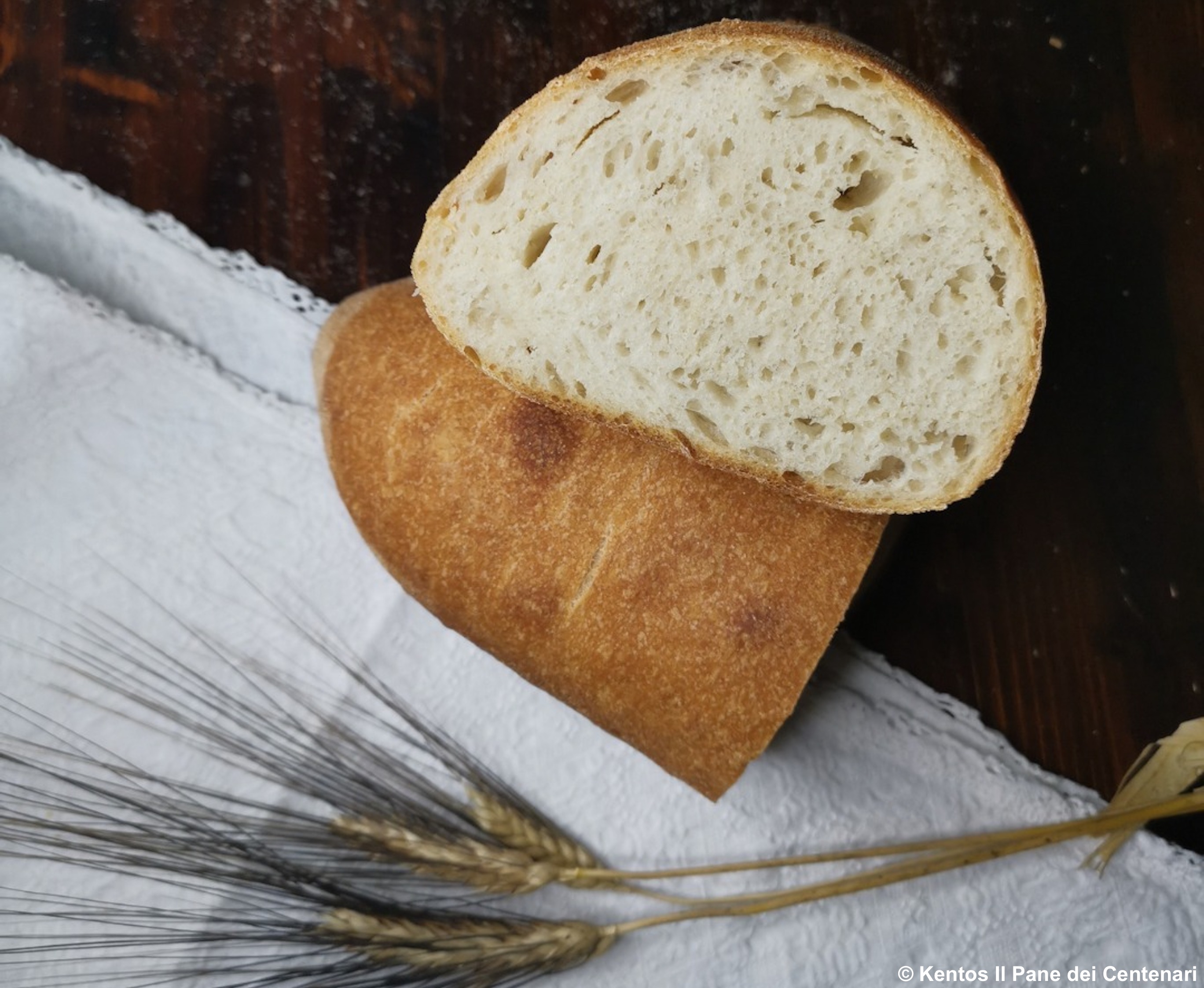 Sardegna, ecco il pane dei centenari: arriva da Orroli, nel cuore del Sarcidano, la bontà che parla di tradizione con il gusto
