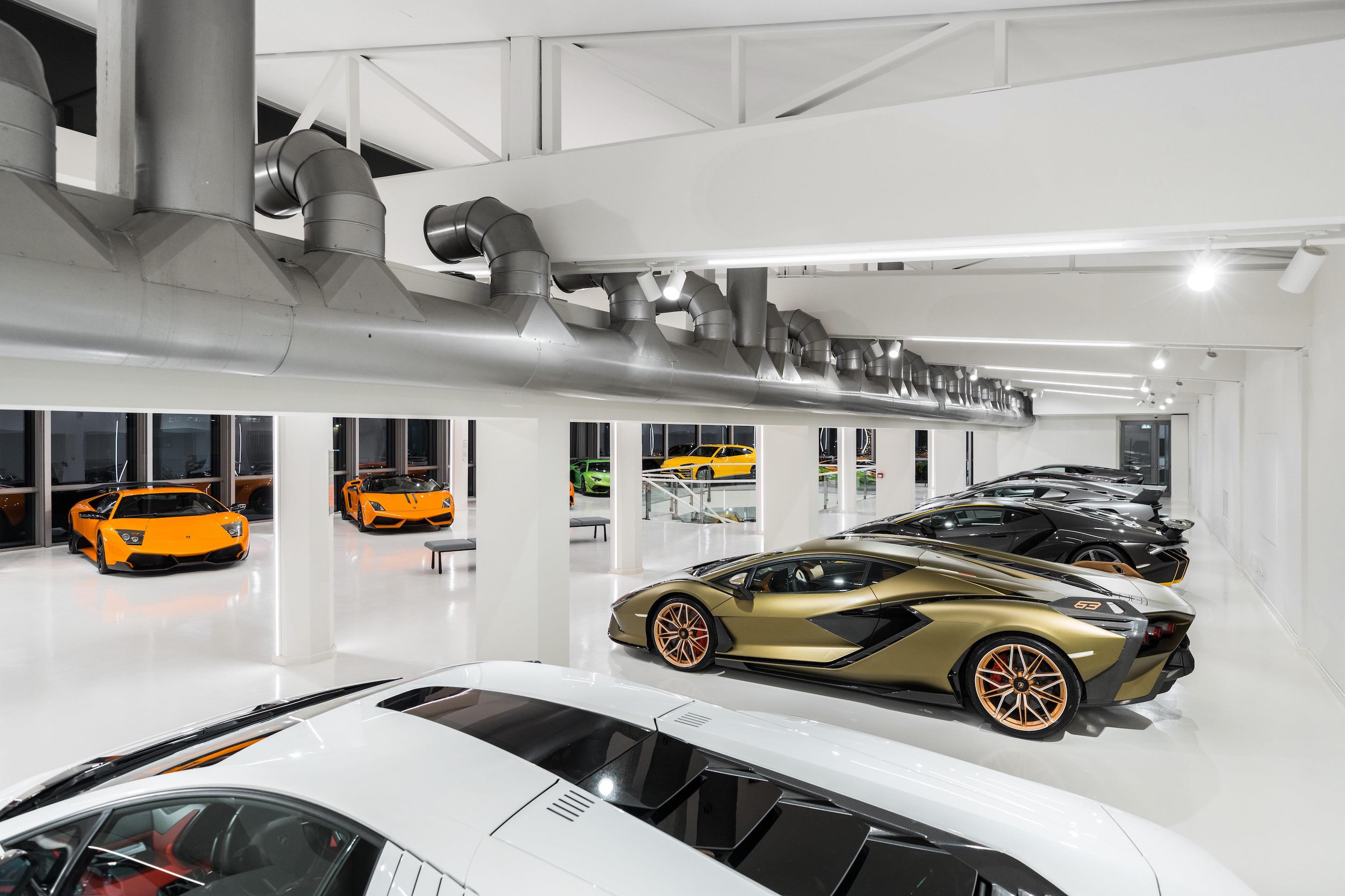 Lamborghini: le super-car più belle nel museo rinnovato e trasformato per lanciarsi nelle celebrazioni dei 60 anni