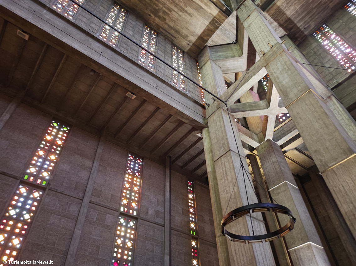Francia, il “faro” di Le Havre: il capolavoro di Auguste Perret è la gigantesca di Saint Joseph, simbolo del ventesimo secolo