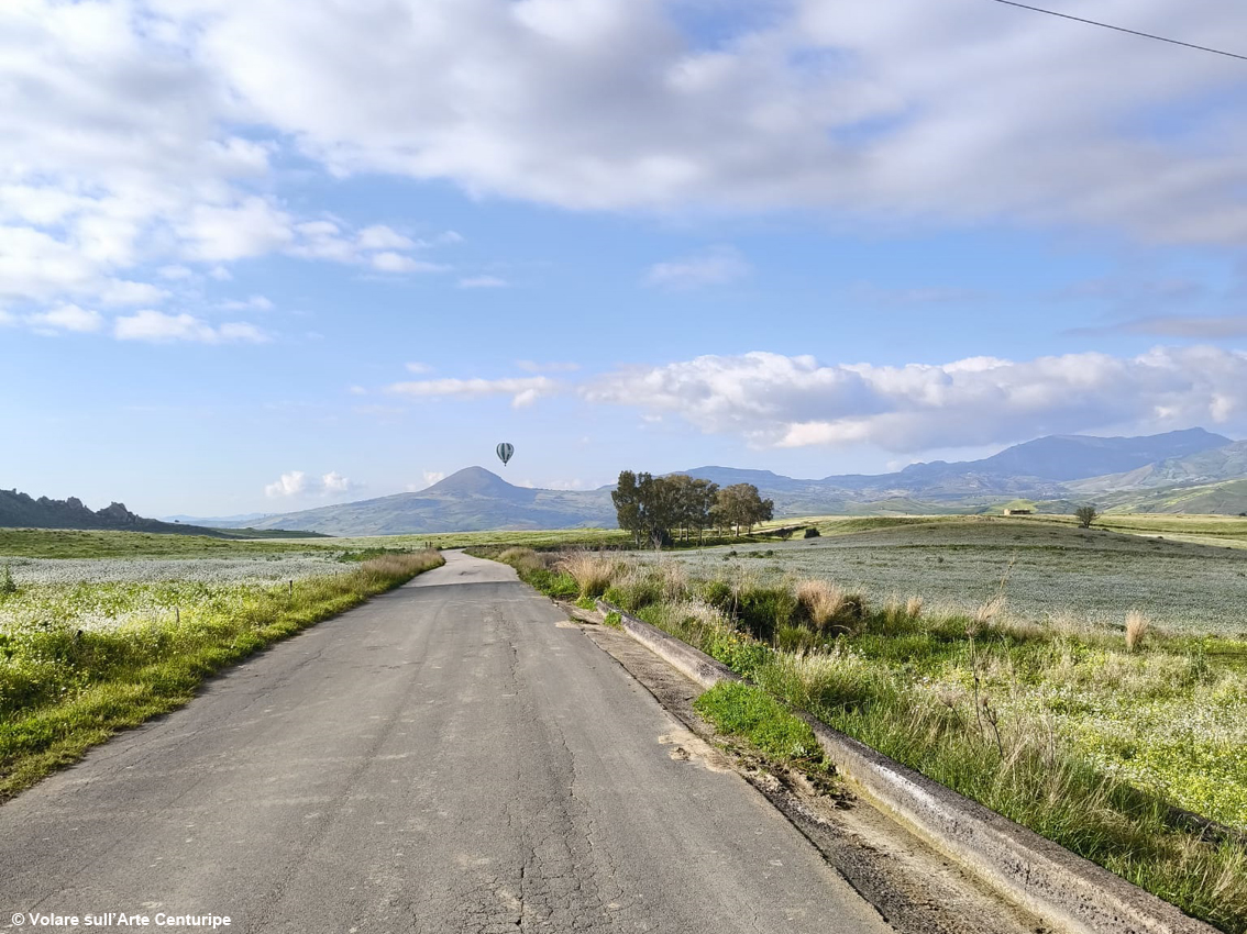 Volare sull’Arte, sospesi tra sogno e realtà nel cielo d'Italia: in mongolfiera alla scoperta dei tesori nascosti di Campania e Sicilia