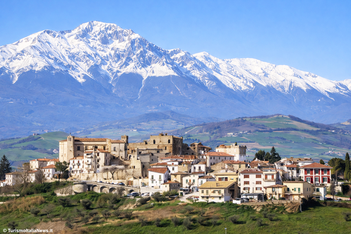 Abruzzo Attrattivo 2026, il turismo del futuro non si improvvisa: a Pescara la sfida delle destinazioni che cambiano