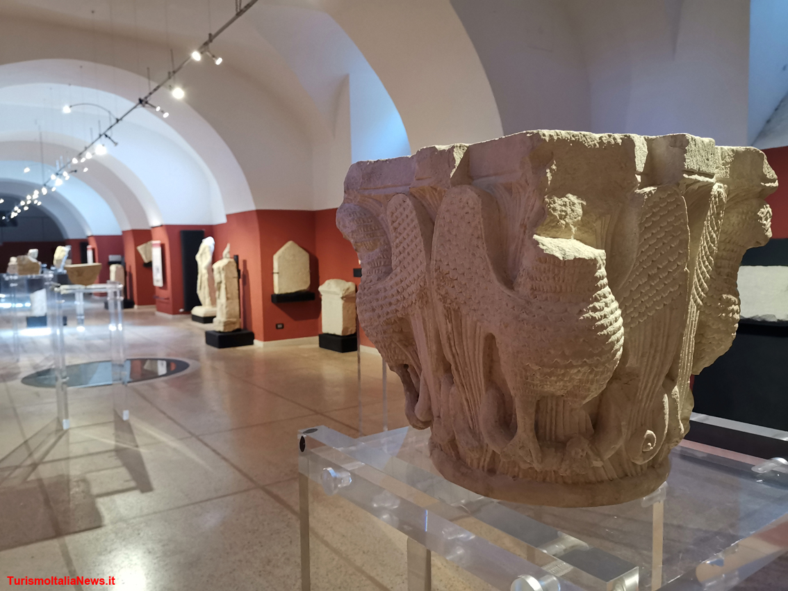 Nell’Abbazia di San Clemente a Casauria monaci, santi, pontefici ed imperatori scolpiti su pietra raccontano la bellezza della storia