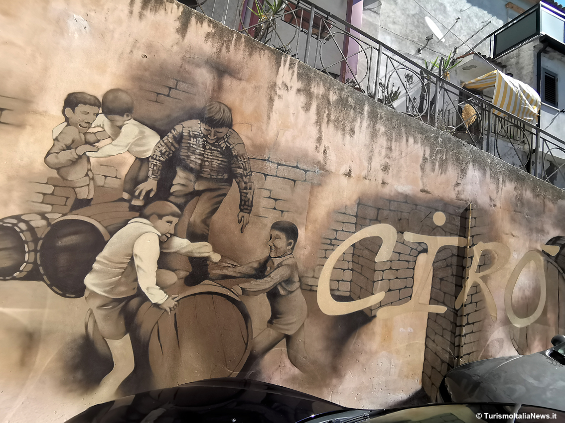 Street art a Cirò, Calabria