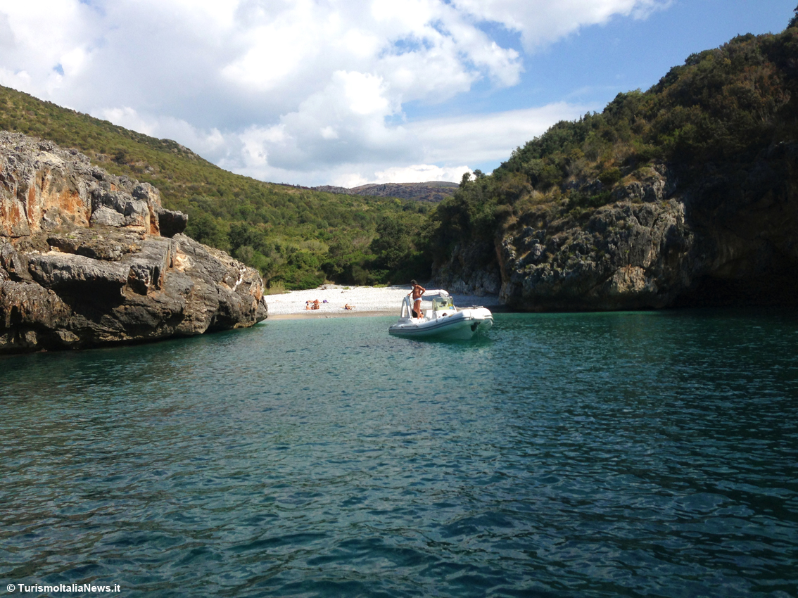Tra natura e mito, la Costa degli Infreschi nel Parco del Cilento: bellezza fra terra, mare e cielo