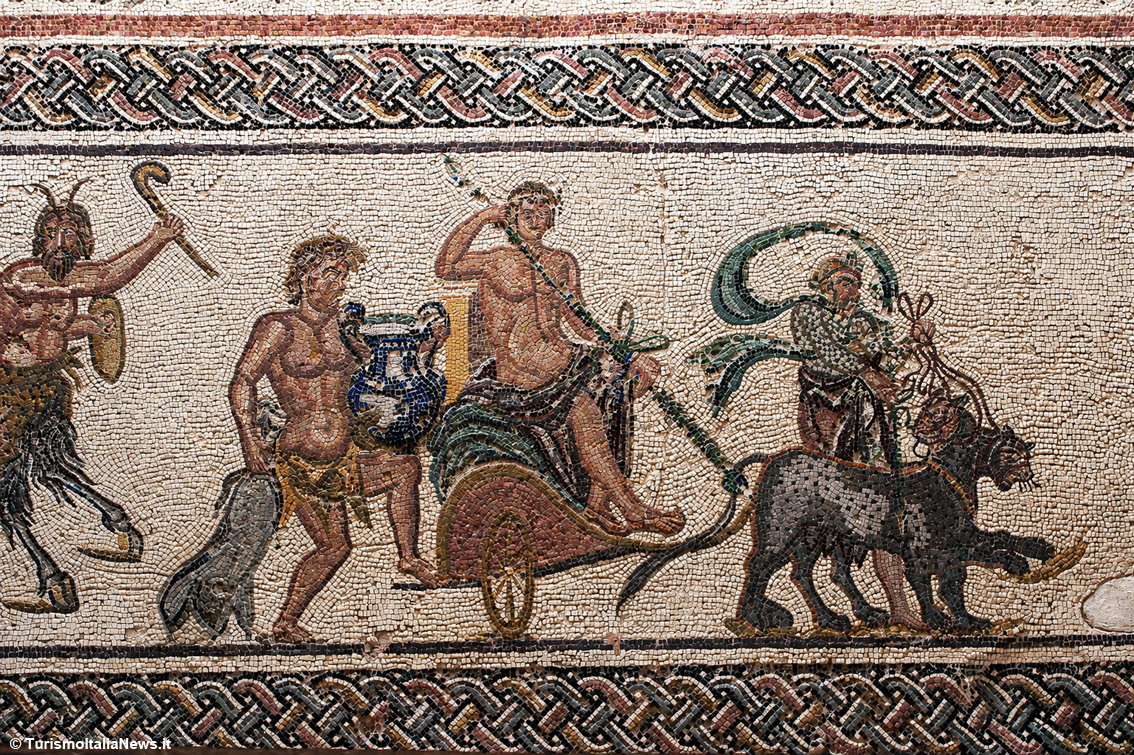images/stories/cipro/Pafos_CasadiDioniso03.jpg
