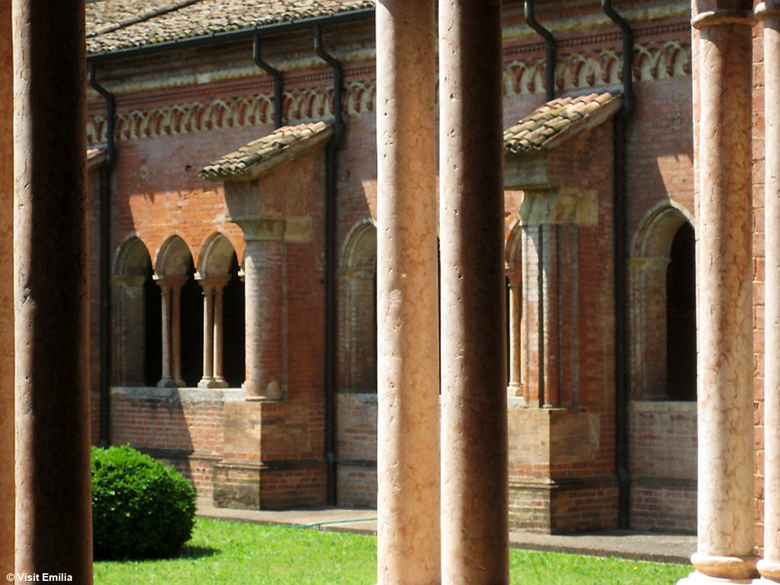 L'Abbazia di Chiaravalle della Colomba