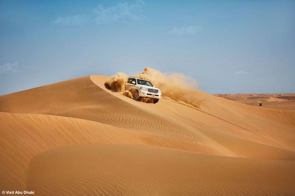 Hero Abu Dhabi Hudayriyat Island 2024: la mountain bike dalle Dolomiti al deserto, gare di qualificazione per Parigi