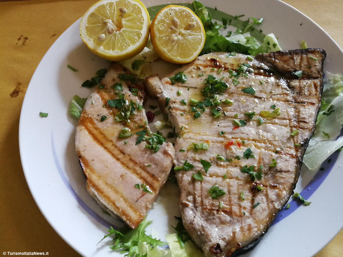 Coldiretti, stop al pesce fresco in tutto l'Adriatico nel tratto tra il sud delle Marche, Abruzzo e Molise